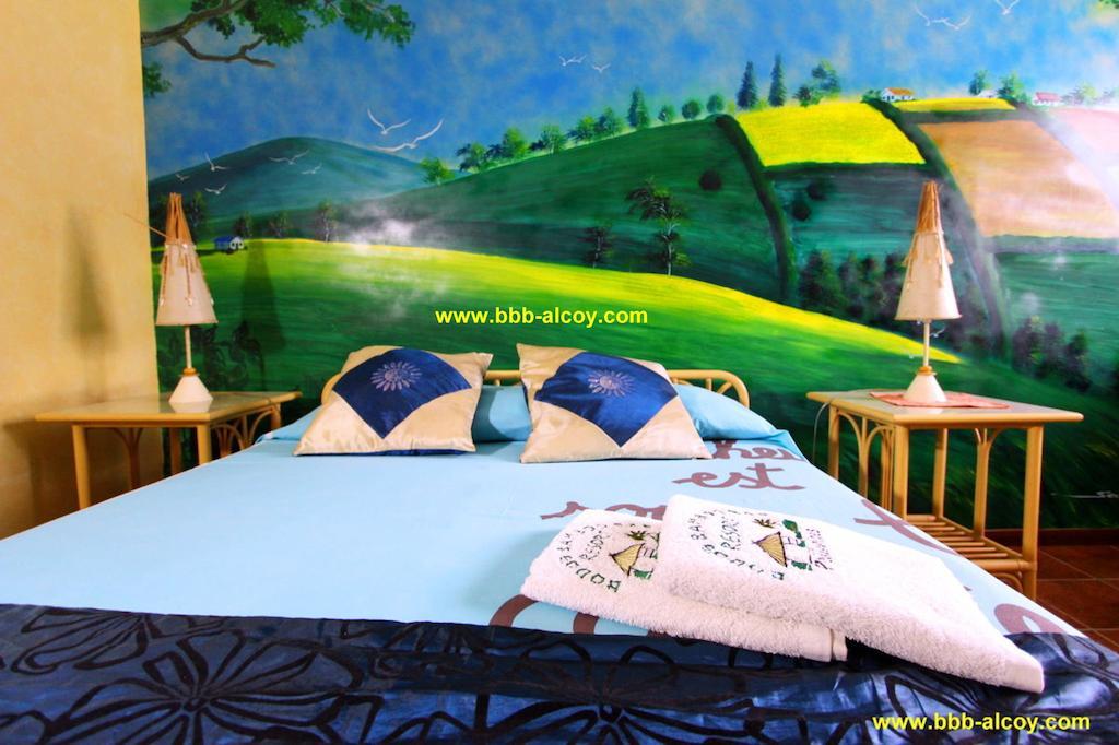 Parrot Paradise Resort Boljoon Bilik gambar